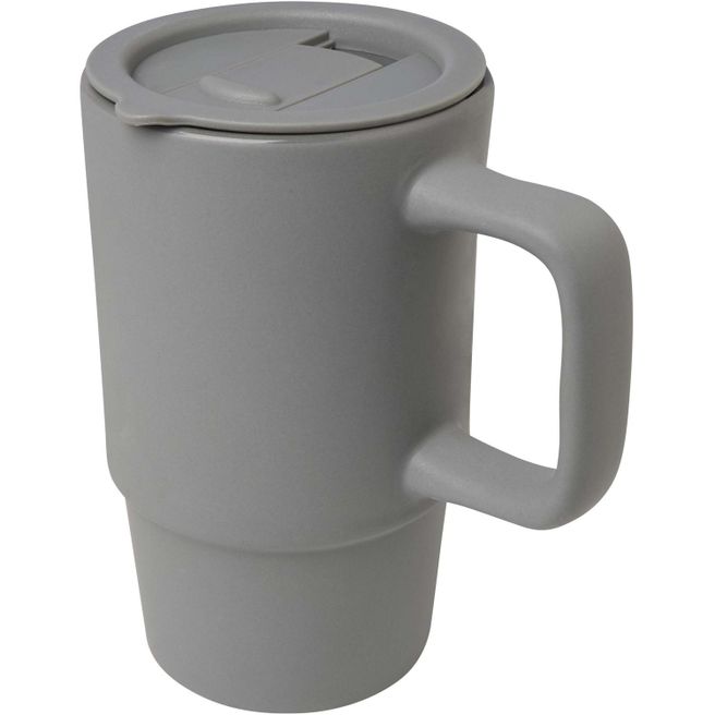 Produktabbildung Carter 450 ml Keramiktasse mit Kunststoffdeckel Carter 450 ml Keramiktasse mit Kunststoffdeckel