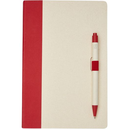 ein stift und notebook mit einem roten deckel Dairy Dream A5 Notizbuch und Kugelschreiber-Set aus recyceltem Milchkarton (Bild 1)