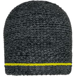 Produktabbildung Coarse Knitted Beanie - Grob gestrickte Wintermütze Coarse Knitted Beanie - Grob gestrickte Wintermütze