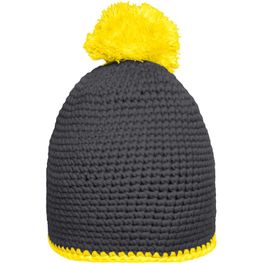 Pompon Hat with Contrast Stripe - Häkelmütze mit Kontrastrand und Pompon