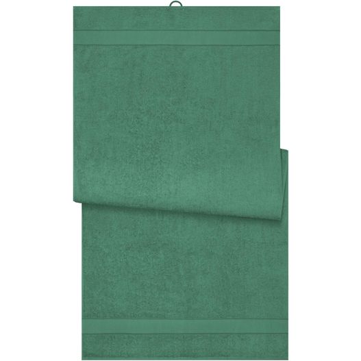 ein grünes handtuch auf einem weißen hintergrund gefaltet Bath Sheet - Badetuch im modischen Design (Bild 1)