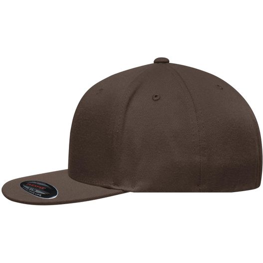 brauner hut mit schwarzem visier Flexfit® Flat Peak Cap - 6 Panel Cap ohne Verschluss (Bild 1)