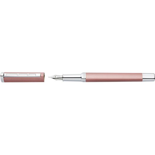 ein stift mit einem pinken fass und einer silbernen spitze STAEDTLER triplus® Füllhalter (Bild 1)