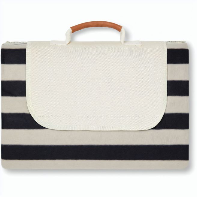 Produktabbildung VINGA Alba große GRS rPET Picknickdecke VINGA Alba große GRS rPET Picknickdecke