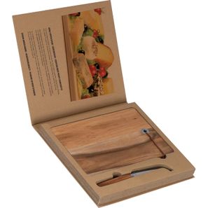 Holzbrett mit Käsemesser