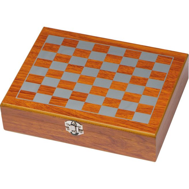 Spieleset mit Flachmann, Schach- und Kartenspiel