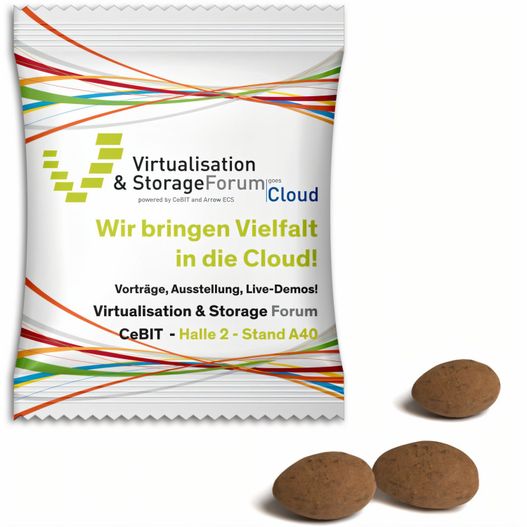 ein paket von schokolade bedeckt mandeln neben einem haufen mandeln Mandeln im Werbetütchen (Bild 1)