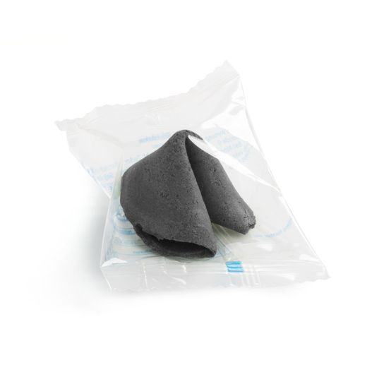 ein schwarzes glück cookie in einer plastiktasche Glückskekse (Bild 1)