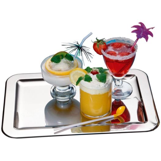 ein tablett mit getränken und einem cocktail darauf Schlemmerplatte (Bild 1)