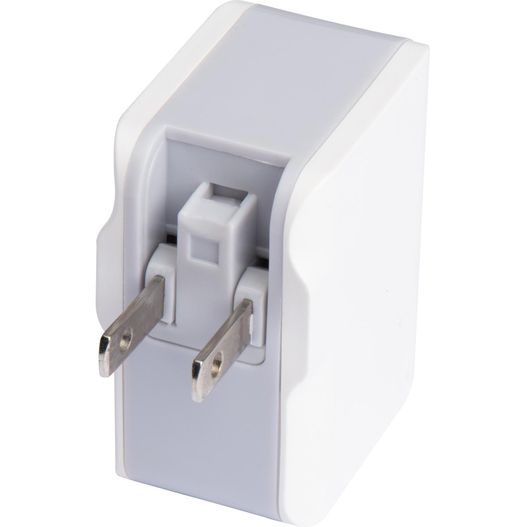 ein weißer netzadapter in eine wand gesteckt Traveladapter Antwerp (Bild 1)