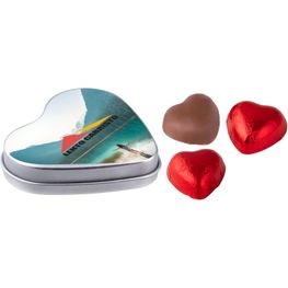 Herzförmige Dose mit Schokoladenherzen