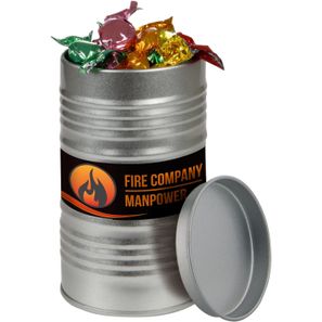 Ölfass, gefüllt mit Süßigkeiten