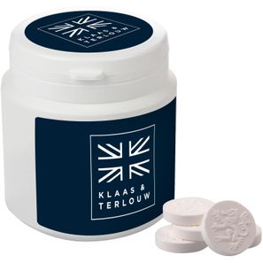 Plastikgefäß mit Süßigkeiten