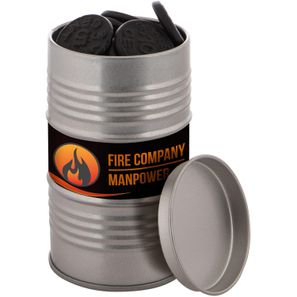 Ölfass, gefüllt mit Süßigkeiten