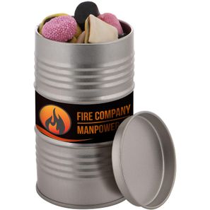 Ölfass, gefüllt mit Süßigkeiten