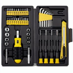 TUFF. Werkzeugset besteht aus 45 Teilen