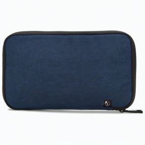 Newcastle BAG. Tasche aus hochdichtem, recyceltem 600D-Polyester mit geräumigem Hauptfach für die Organisation von technischem Zubehör