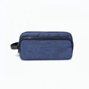 KEVIN. Kulturbeutel aus 300D HD mit Träger