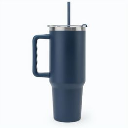 Produktabbildung JOYNER XL. Grosser Reisebecher aus Edelstahl (91 % recycelt) mit vakuumisolierter Doppelwand und matter Oberfläche 1300 ml JOYNER XL. Grosser Reisebecher aus Edelstahl (91 % recycelt) mit vakuumisolierter Doppelwand und matter Oberfläche 1300 ml