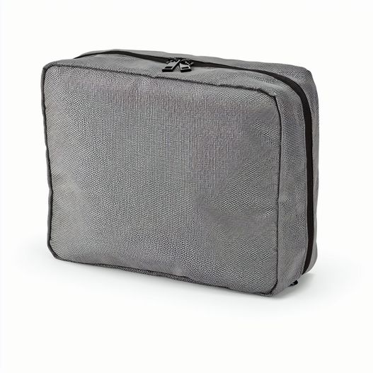 Venice 4,5L Kulturtasche rPET mit PU-Beschichtung. Mit Aufhängehaken (Bild 1)